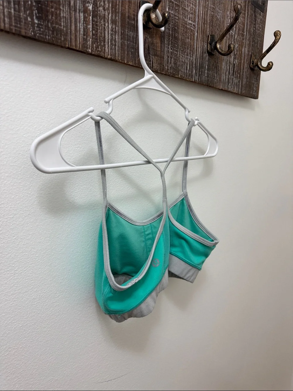 lululemon athletica light supportive